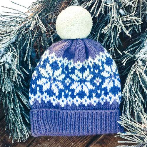 Cute Snowflakes Hat Knitting Pattern [English]