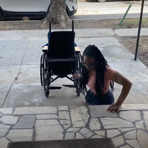 JESS AMPUTEE: COMING HOME WITH WHEELS! NEW VIDEO!